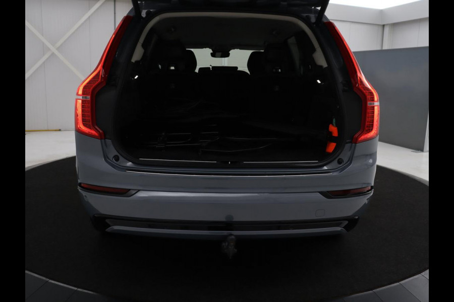 Volvo XC90 2.0 T8 Plug-in hybrid AWD Plus Bright t | SOH 99,4 | Trekhaak | 360 camera | 7Pers. | Stoel & Stuurverwarming | Harman Kardon | Adaptive cruise | Pilot assist | DAB+ | Bluetooth | Carplay