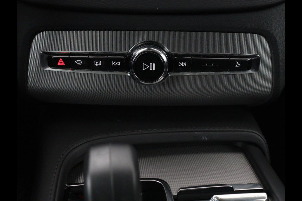 Volvo XC90 2.0 T8 Plug-in hybrid AWD Plus Bright t | SOH 99,4 | Trekhaak | 360 camera | 7Pers. | Stoel & Stuurverwarming | Harman Kardon | Adaptive cruise | Pilot assist | DAB+ | Bluetooth | Carplay