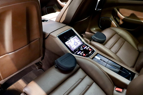 Porsche Panamera Sport Turismo 4.0 Turbo AKRA|PANO|MASSAGE|MATRIX|VOL