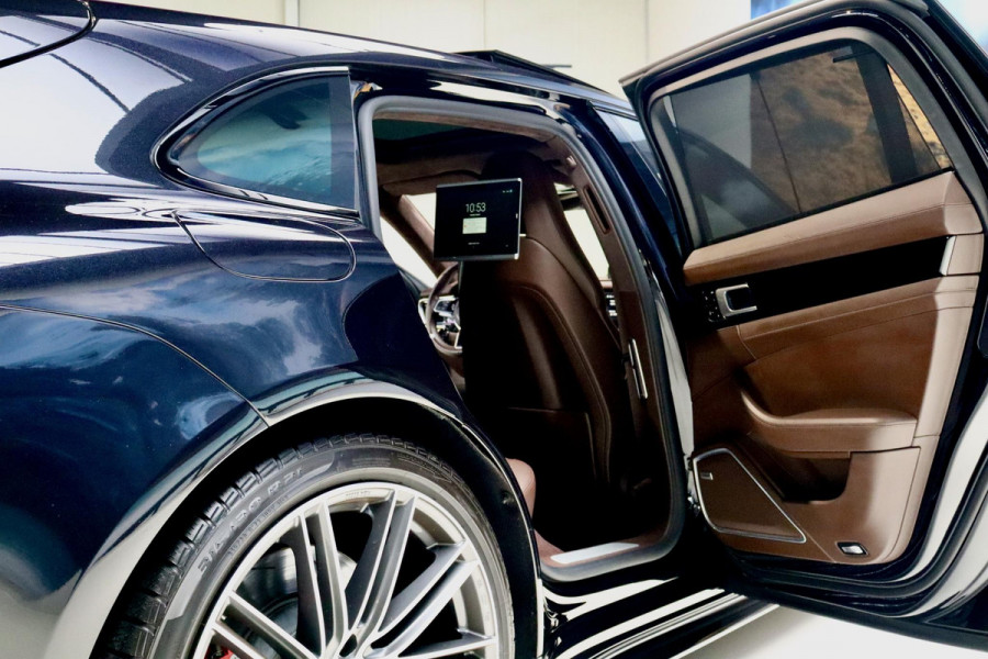 Porsche Panamera Sport Turismo 4.0 Turbo AKRA|PANO|MASSAGE|MATRIX|VOL