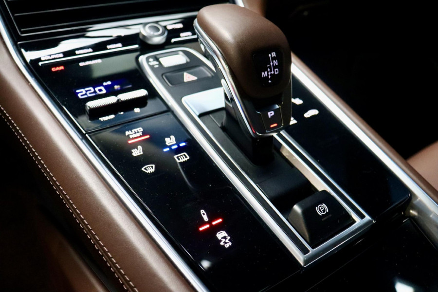 Porsche Panamera Sport Turismo 4.0 Turbo AKRA|PANO|MASSAGE|MATRIX|VOL