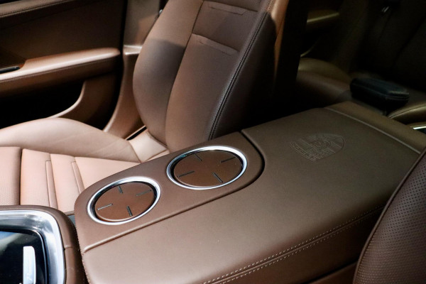 Porsche Panamera Sport Turismo 4.0 Turbo AKRA|PANO|MASSAGE|MATRIX|VOL