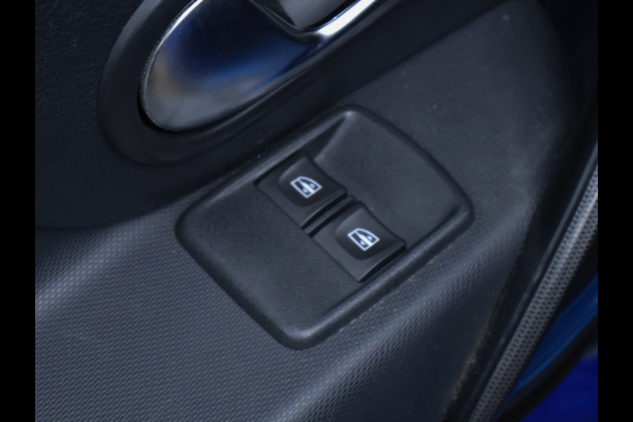 Dacia Sandero 0.9 TCe Bi-Fuel SL Stepway Sport (NAVI,PDC,AIRCO,CRUISE,BLUETOOTH,ELEKTRISCH PAKKET,SPORTSTOELEN,LM VELGEN)