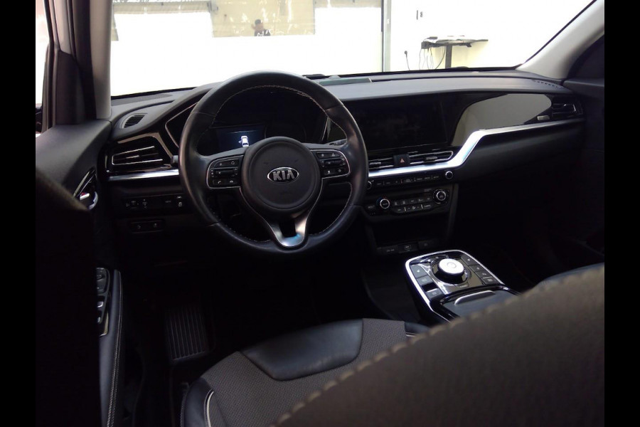 Kia e-Niro DynamicPlusLine 64 kWh|PANO|NLAUTO|NAP|ELECTRIC|