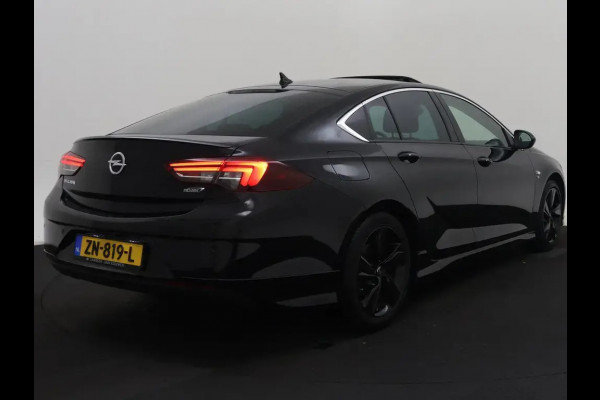 Opel Insignia Grand Sport 1.5 Turbo Exclusive - Automaat - Leder - Schuifdak - Navi - Org.NL