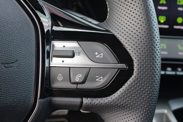 Peugeot 308 SW 1.2 Hybrid 145PK GT AUTOMAAT | PANORAMA SCHUIF/KANTEL DAK | AFNEEMBARE TREKHAAK | NAVIGATIE | SENSATION PACK: FOCAL HIFI SYSTEM (PREMIUM HIFI SYSTEEM MET 10 SPEAKERS)/DRAADLOZE TELEFOONLADER | 360° VISION & DRIVE ASSIST PLUS PACK: ACHTERUITRIJCAMERA 360° VISIOPARK 3 (4 CAMERA'S)/PARKEERHULP VOOR EN ACHTER/ANTI DIEFSTAL ALARM/PEUGEOT i-COCKPIT MET CONFIGUREERBAAR 3D-INSTRUMENTENPANEEL/CLEAN CABIN | ALCANTARA EXECUTIVE PACK: BEKLEDING ALCANTARA/KUNSTLEDER INCL. ELEKTRISCH BEDIENBARE AGR STOEL EN MASSAGE OP BEIDE VOORSTOELEN | 18" LICHTMETALEN VELGEN "PORTLAND" | NAVIG
