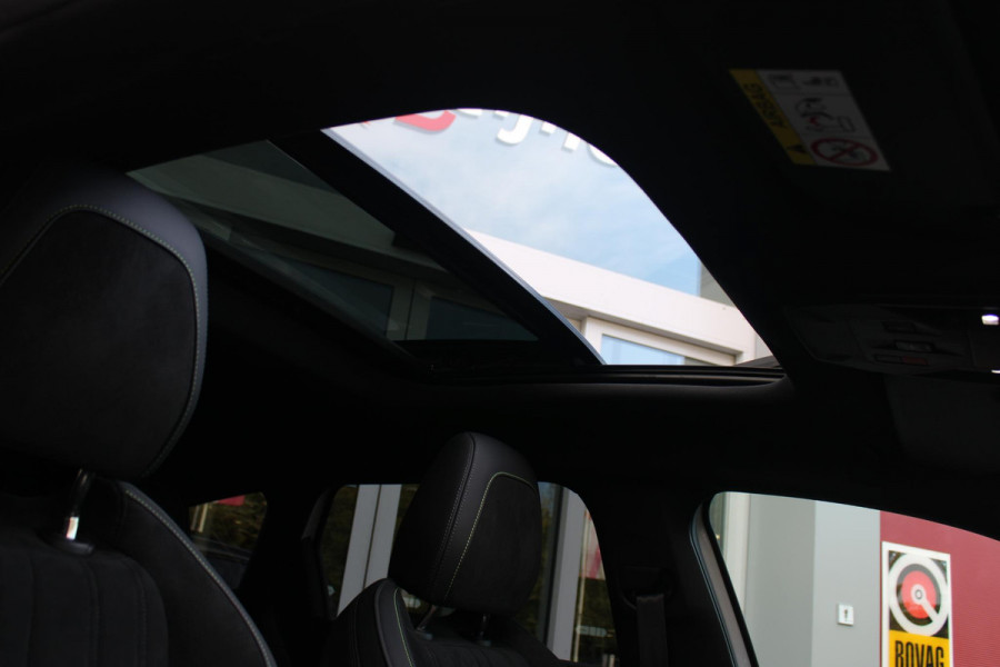 Peugeot 308 SW 1.2 Hybrid 145PK GT AUTOMAAT | PANORAMA SCHUIF/KANTEL DAK | AFNEEMBARE TREKHAAK | NAVIGATIE | SENSATION PACK: FOCAL HIFI SYSTEM (PREMIUM HIFI SYSTEEM MET 10 SPEAKERS)/DRAADLOZE TELEFOONLADER | 360° VISION & DRIVE ASSIST PLUS PACK: ACHTERUITRIJCAMERA 360° VISIOPARK 3 (4 CAMERA'S)/PARKEERHULP VOOR EN ACHTER/ANTI DIEFSTAL ALARM/PEUGEOT i-COCKPIT MET CONFIGUREERBAAR 3D-INSTRUMENTENPANEEL/CLEAN CABIN | ALCANTARA EXECUTIVE PACK: BEKLEDING ALCANTARA/KUNSTLEDER INCL. ELEKTRISCH BEDIENBARE AGR STOEL EN MASSAGE OP BEIDE VOORSTOELEN | 18" LICHTMETALEN VELGEN "PORTLAND" | NAVIG