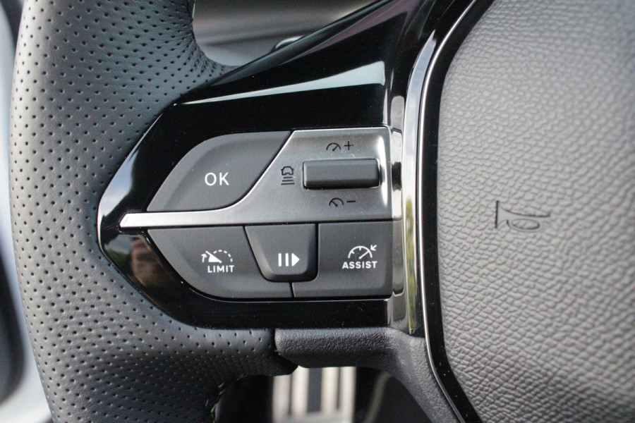 Peugeot 308 SW 1.2 Hybrid 145PK GT AUTOMAAT | PANORAMA SCHUIF/KANTEL DAK | AFNEEMBARE TREKHAAK | NAVIGATIE | SENSATION PACK: FOCAL HIFI SYSTEM (PREMIUM HIFI SYSTEEM MET 10 SPEAKERS)/DRAADLOZE TELEFOONLADER | 360° VISION & DRIVE ASSIST PLUS PACK: ACHTERUITRIJCAMERA 360° VISIOPARK 3 (4 CAMERA'S)/PARKEERHULP VOOR EN ACHTER/ANTI DIEFSTAL ALARM/PEUGEOT i-COCKPIT MET CONFIGUREERBAAR 3D-INSTRUMENTENPANEEL/CLEAN CABIN | ALCANTARA EXECUTIVE PACK: BEKLEDING ALCANTARA/KUNSTLEDER INCL. ELEKTRISCH BEDIENBARE AGR STOEL EN MASSAGE OP BEIDE VOORSTOELEN | 18" LICHTMETALEN VELGEN "PORTLAND" | NAVIG
