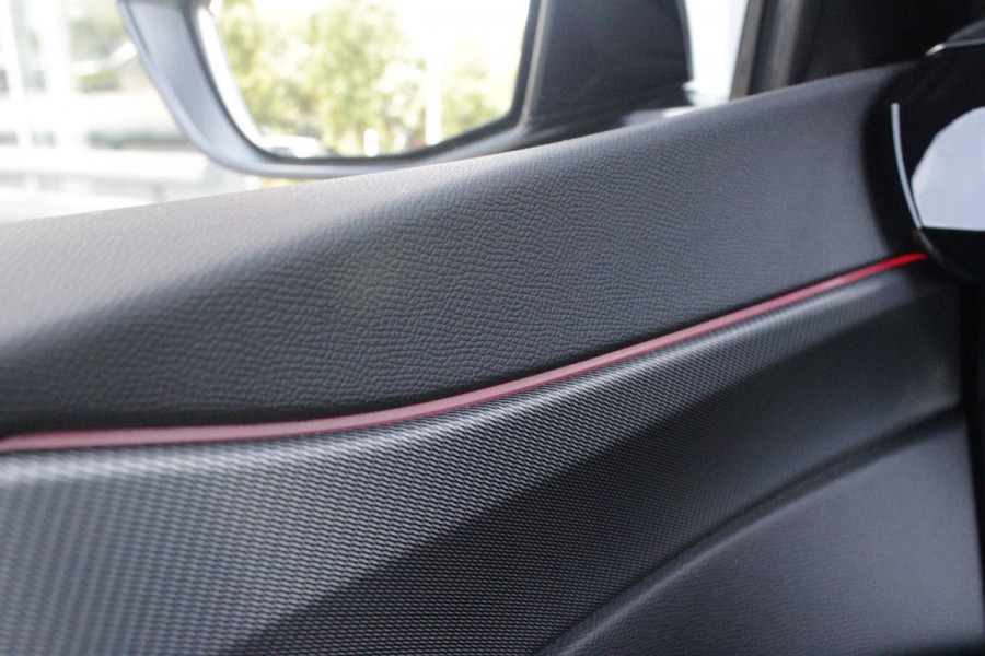 Peugeot 308 SW 1.2 Hybrid 145PK GT AUTOMAAT | PANORAMA SCHUIF/KANTEL DAK | AFNEEMBARE TREKHAAK | NAVIGATIE | SENSATION PACK: FOCAL HIFI SYSTEM (PREMIUM HIFI SYSTEEM MET 10 SPEAKERS)/DRAADLOZE TELEFOONLADER | 360° VISION & DRIVE ASSIST PLUS PACK: ACHTERUITRIJCAMERA 360° VISIOPARK 3 (4 CAMERA'S)/PARKEERHULP VOOR EN ACHTER/ANTI DIEFSTAL ALARM/PEUGEOT i-COCKPIT MET CONFIGUREERBAAR 3D-INSTRUMENTENPANEEL/CLEAN CABIN | ALCANTARA EXECUTIVE PACK: BEKLEDING ALCANTARA/KUNSTLEDER INCL. ELEKTRISCH BEDIENBARE AGR STOEL EN MASSAGE OP BEIDE VOORSTOELEN | 18" LICHTMETALEN VELGEN "PORTLAND" | NAVIG