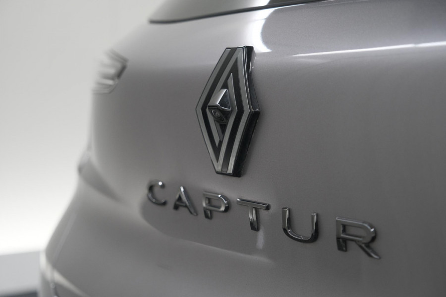 Renault Captur 1.8 E-Tech full hybrid 160 esprit Alpine | 360 Camera | Dodehoekdetectie | Adaptieve Cruise Control | Navigatie
