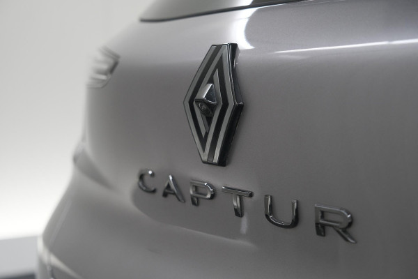 Renault Captur 1.8 E-Tech full hybrid 160 esprit Alpine | 360 Camera | Dodehoekdetectie | Adaptieve Cruise Control | Navigatie