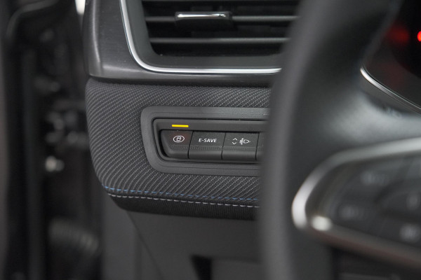 Renault Captur 1.8 E-Tech full hybrid 160 esprit Alpine | 360 Camera | Dodehoekdetectie | Adaptieve Cruise Control | Navigatie