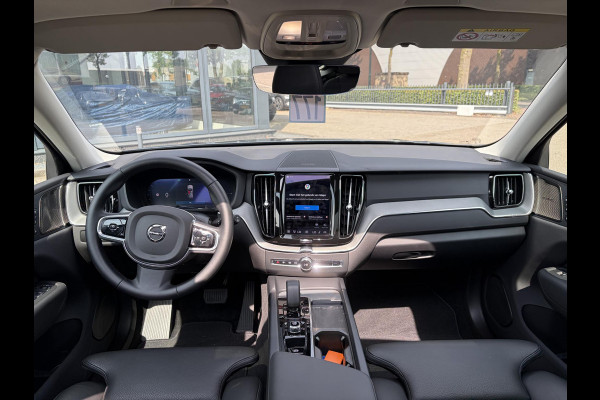 Volvo XC60 Plug-In Hybrid AWD T8 Plus Dark HEAD-UP DISPLAY | 360 CAMERA | PANORAMA DAK | HARMAN/KARDON SOUND | VOORSTOELEN MET GEHEUGEN | ADAPT. CRUISE CONTROL
