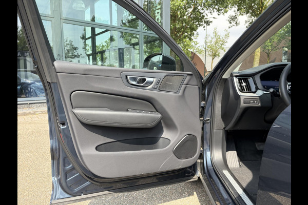 Volvo XC60 Plug-In Hybrid AWD T8 Plus Dark HEAD-UP DISPLAY | 360 CAMERA | PANORAMA DAK | HARMAN/KARDON SOUND | VOORSTOELEN MET GEHEUGEN | ADAPT. CRUISE CONTROL
