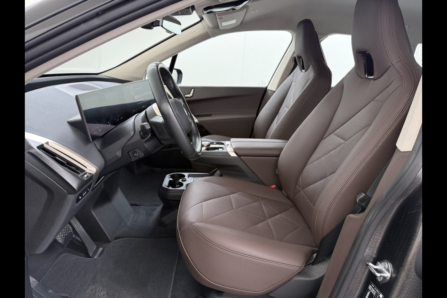 BMW iX xDrive40 327PK Executive SOH 99% Trekhaak 4-Zone Ecc Head-Up Display Camera Apple Carplay Stoelverwarming Elek.Stoelen+Stuur Elek.Achterklep Navi Ecc Bluetooth Led Lmv Pdc Live cockpit pro 2.500KG Trekgewicht Dealeronderhouden