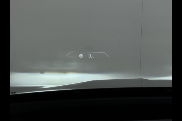 BMW iX xDrive40 327PK Executive SOH 99% Trekhaak 4-Zone Ecc Head-Up Display Camera Apple Carplay Stoelverwarming Elek.Stoelen+Stuur Elek.Achterklep Navi Ecc Bluetooth Led Lmv Pdc Live cockpit pro 2.500KG Trekgewicht Dealeronderhouden