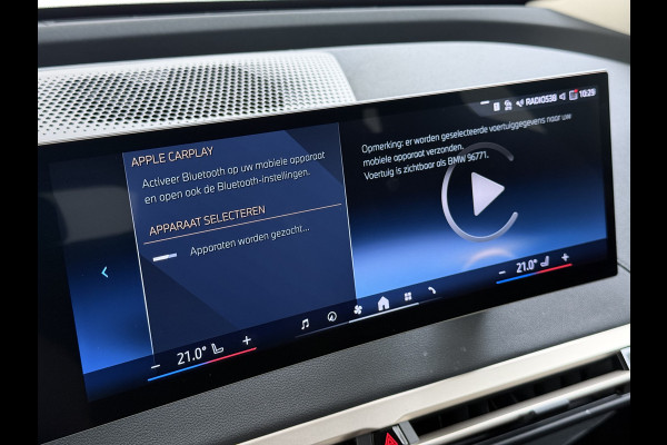 BMW iX xDrive40 327PK Executive SOH 99% Trekhaak 4-Zone Ecc Head-Up Display Camera Apple Carplay Stoelverwarming Elek.Stoelen+Stuur Elek.Achterklep Navi Ecc Bluetooth Led Lmv Pdc Live cockpit pro 2.500KG Trekgewicht Dealeronderhouden