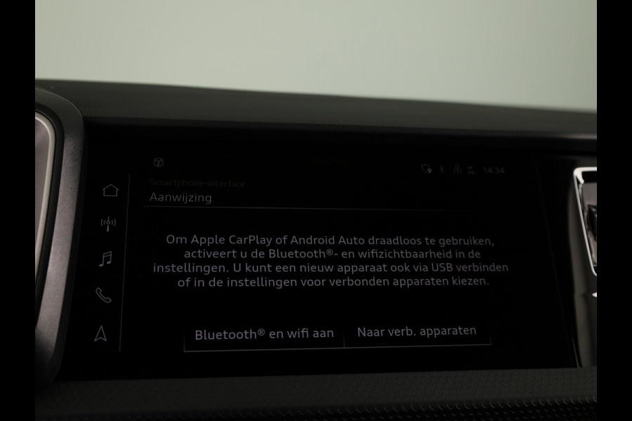 Audi A1 Sportback Advanced edition 25 TFSI 95 pk | Parkeerhulp plus | Automatische airco | Inklapbare buitenspiegels | Dak in contrast kleur |