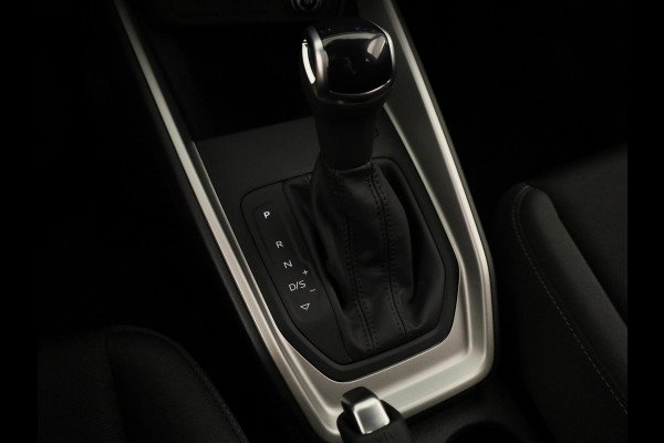 Audi A1 Sportback Advanced edition 25 TFSI 95 pk | Parkeerhulp plus | Automatische airco | Inklapbare buitenspiegels | Dak in contrast kleur |