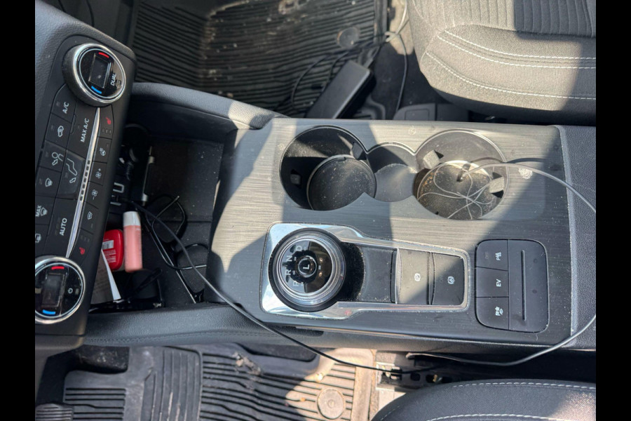Ford Kuga 2.5 PHEV Titanium 225pk | Winterpack | Cruise Control | 1.500kg Trekgewicht