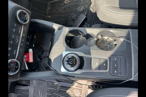 Ford Kuga 2.5 PHEV Titanium 225pk | Winterpack | Cruise Control | 1.500kg Trekgewicht