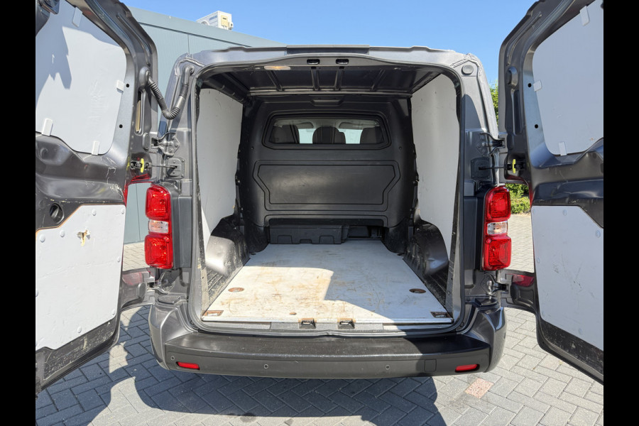Citroën Jumpy 2.0 BlueHDI 123 PK SPORT/ DUBBELE CABINE / L3H1 / 6-PERSOONS / 1e EIG. / CRUISE / PDC / BLINDSPOT