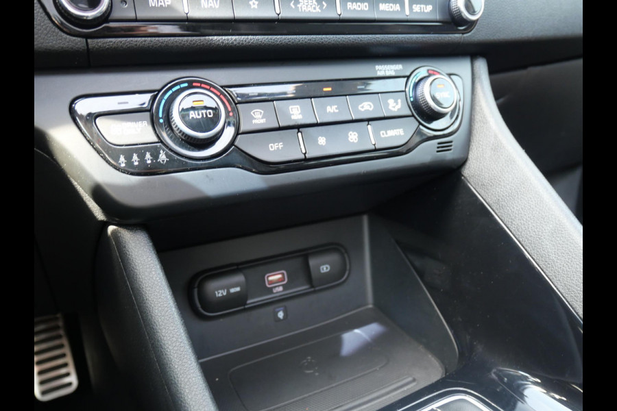 Kia Niro 1.6 GDi Hybrid ExecutiveLine | Cruise | Keyless | Schuif-kanteldak | Stoelverwarming-ventilatie | Navi | JBL |