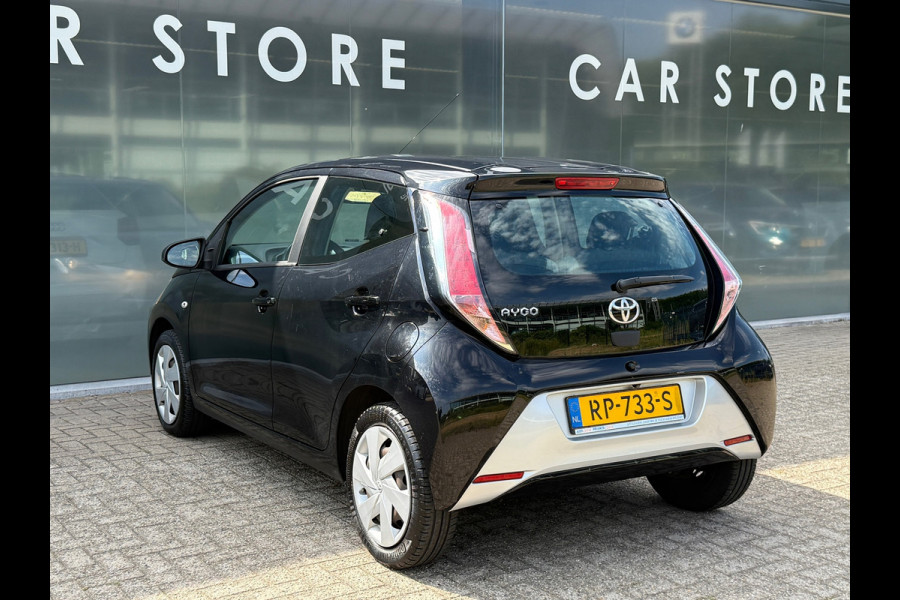 Toyota Aygo 1.0 VVT-i x-play Camera|Carplay|Dealer Onderhouden