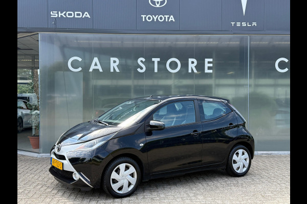 Toyota Aygo 1.0 VVT-i x-play Camera|Carplay|Dealer Onderhouden