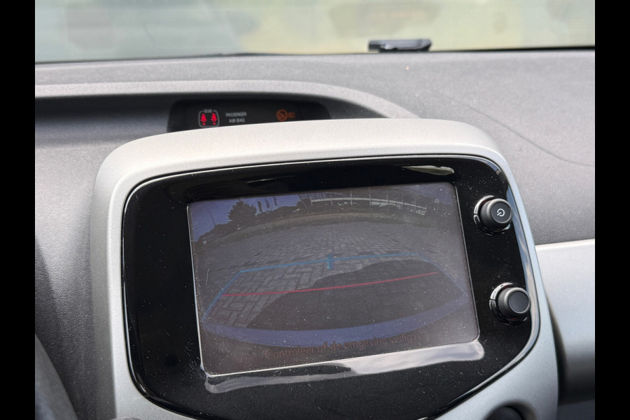 Toyota Aygo 1.0 VVT-i x-play Camera|Carplay|Dealer Onderhouden
