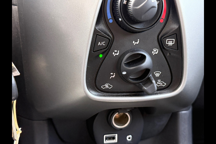 Toyota Aygo 1.0 VVT-i x-play Camera|Carplay|Dealer Onderhouden
