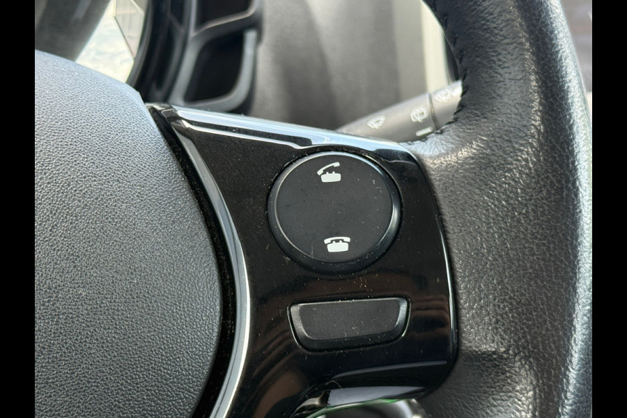 Toyota Aygo 1.0 VVT-i x-play Camera|Carplay|Dealer Onderhouden