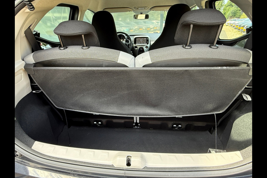 Toyota Aygo 1.0 VVT-i x-play Camera|Carplay|Dealer Onderhouden
