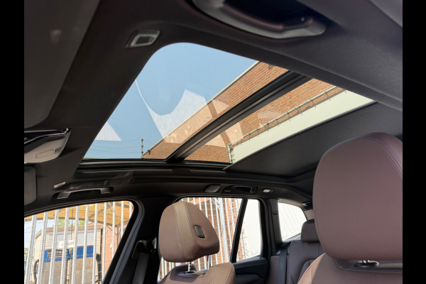 BMW iX3 High Executive 80 kWh | Panoramadak | Harman Kardon | Head-Up Display | Adaptive Cruise Control | Stoelverwarming | Dodehoekdetectie | Keyless | Trekhaak | Adaptief Onderstel | 360 Camera | Ambiance Verlichting |