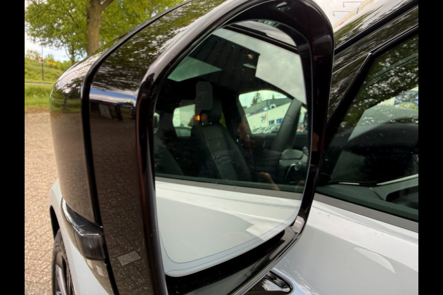 Land Rover Range Rover Evoque P270e SE Dynamic/black-pack/arroios Grey/panorama schuifdak cold climate pack