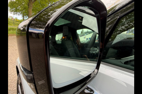Land Rover Range Rover Evoque P270e SE Dynamic/black-pack/arroios Grey/panorama schuifdak cold climate pack
