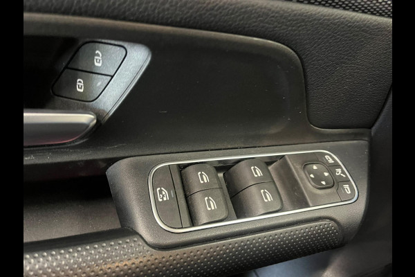 Mercedes-Benz GLA 250 e Business Solution Navigatie Camera Parkeerhulp Cruise Control Full Led Climate Control Stoelverwarming Virtual Cockpit Half leder Lichtmetalen velgen