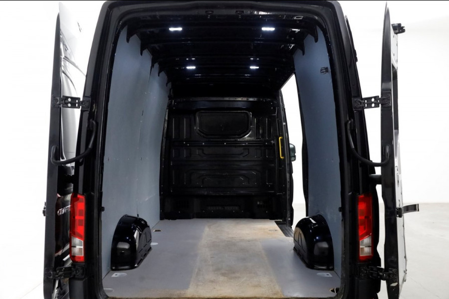 Volkswagen Crafter 35 2.0 TDI 177pk DSG-Automaat L3H3 (L2H2) LED/Camera/Trekhaak 3500kg 05-2021