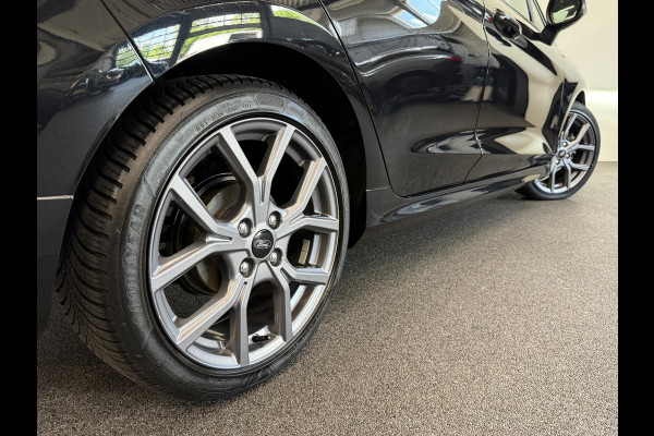 Ford Fiesta 1.0 EcoBoost Hybrid ST-Line Facelift! Climate Control Navigatie Carplay PDC + Camera Achter LM Velgen 17" Full LED Keyless Stoel/Stuurwielverwarming