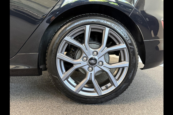 Ford Fiesta 1.0 EcoBoost Hybrid ST-Line Facelift! Climate Control Navigatie Carplay PDC + Camera Achter LM Velgen 17" Full LED Keyless Stoel/Stuurwielverwarming