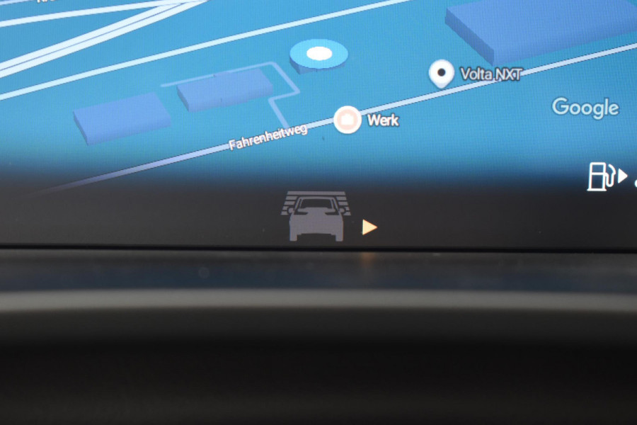 Volvo XC40 B4 211PK Automaat Plus Dark / Lounge Pakket / Extra getint glas / 360 Camera / 20'' velgen / Panoramadak / Elektrische stoelen met geheugen / Harman Kardon / Microtech/Nubuck bekleding