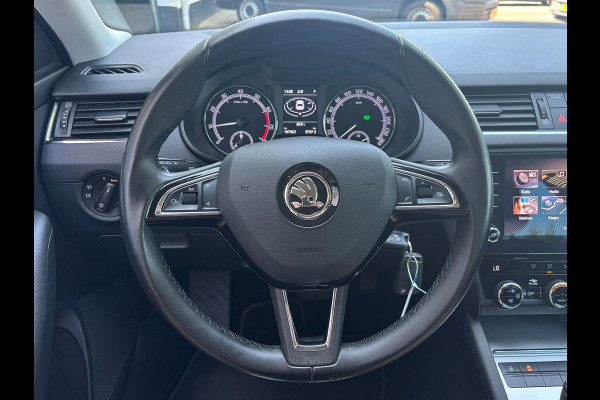 Škoda Octavia Combi 1.0 TSI Greentech Ambition Business | Automaat | Apple Carplay | Achterruitrijcamera | Navi