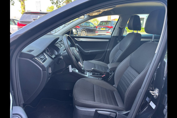 Škoda Octavia Combi 1.0 TSI Greentech Ambition Business | Automaat | Apple Carplay | Achterruitrijcamera | Navi