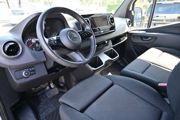Mercedes-Benz Sprinter 317 CDI L2H2 Pro LED, Geveerde stoel, Trekhaak, Navigatie met camera