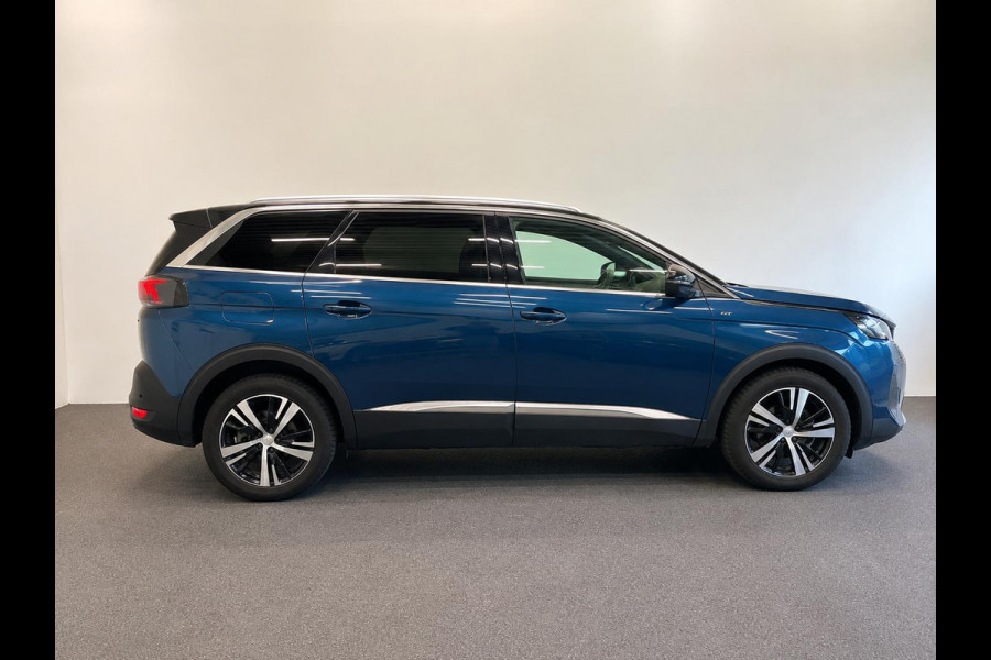 Peugeot 5008 1.2 PureTech GT 7 persoons Panoramdak Trekhaak Navigatie Apple Carplay Android Auto Camera Parkeersensoren Adaptive Cruise Control Memory stoelen Stoelverwarming Elektrische achterklep Full Led Climate Control