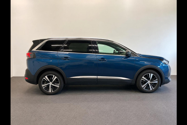 Peugeot 5008 1.2 PureTech GT 7 persoons Panoramdak Trekhaak Navigatie Apple Carplay Android Auto Camera Parkeersensoren Adaptive Cruise Control Memory stoelen Stoelverwarming Elektrische achterklep Full Led Climate Control