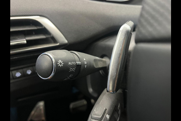 Peugeot 5008 1.2 PureTech GT 7 persoons Panoramdak Trekhaak Navigatie Apple Carplay Android Auto Camera Parkeersensoren Adaptive Cruise Control Memory stoelen Stoelverwarming Elektrische achterklep Full Led Climate Control
