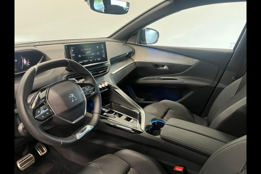 Peugeot 5008 1.2 PureTech GT 7 persoons Panoramdak Trekhaak Navigatie Apple Carplay Android Auto Camera Parkeersensoren Adaptive Cruise Control Memory stoelen Stoelverwarming Elektrische achterklep Full Led Climate Control