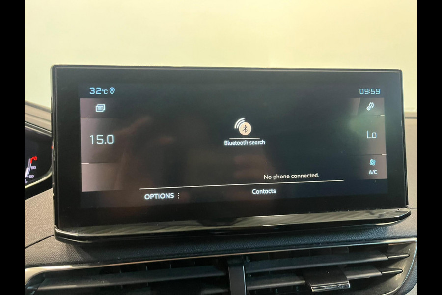 Peugeot 5008 1.2 PureTech GT 7 persoons Panoramdak Trekhaak Navigatie Apple Carplay Android Auto Camera Parkeersensoren Adaptive Cruise Control Memory stoelen Stoelverwarming Elektrische achterklep Full Led Climate Control