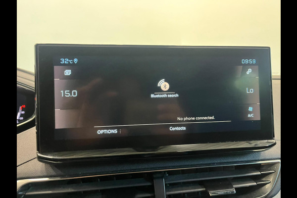 Peugeot 5008 1.2 PureTech GT 7 persoons Panoramdak Trekhaak Navigatie Apple Carplay Android Auto Camera Parkeersensoren Adaptive Cruise Control Memory stoelen Stoelverwarming Elektrische achterklep Full Led Climate Control